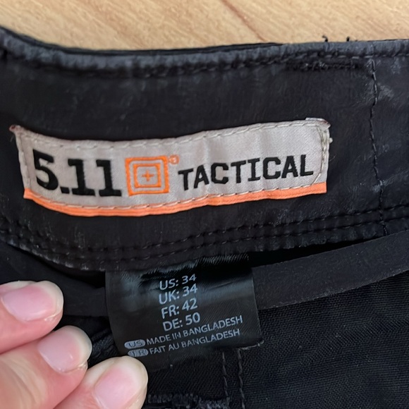 5.11 men’s short - Picture 3 of 3